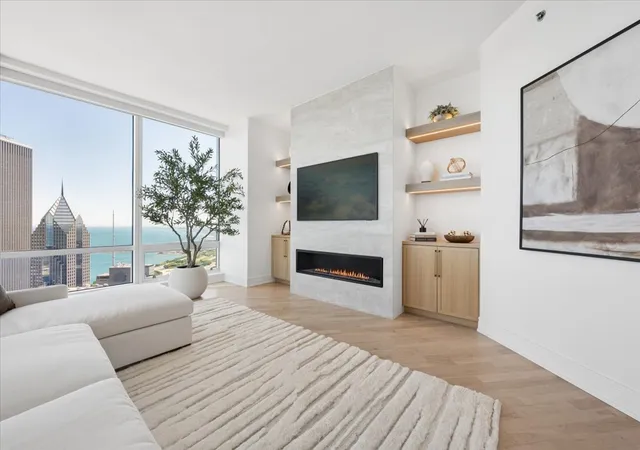 Homes for sale in Chicago, IL | 401 N Wabash Ave #61G, Chicago, IL 60611 | MLS# 12645752
