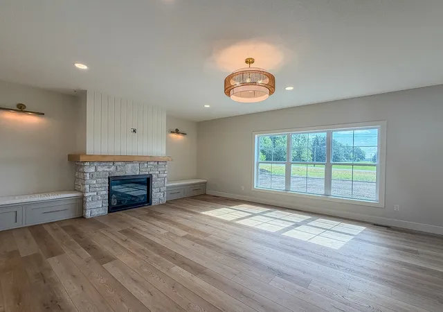 5th image of 506 N Beacon Hill Cir, Urbana, IL 61802 | MLS# 12645757