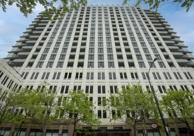Homes for sale in Chicago, IL | 1255 S State St, Chicago, IL 60605