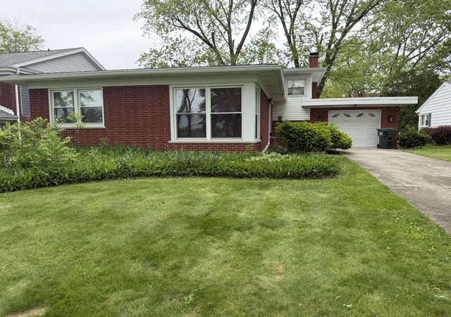 1st image of 718 Central Park Ave, Flossmoor, IL 60422 | MLS# 12645962