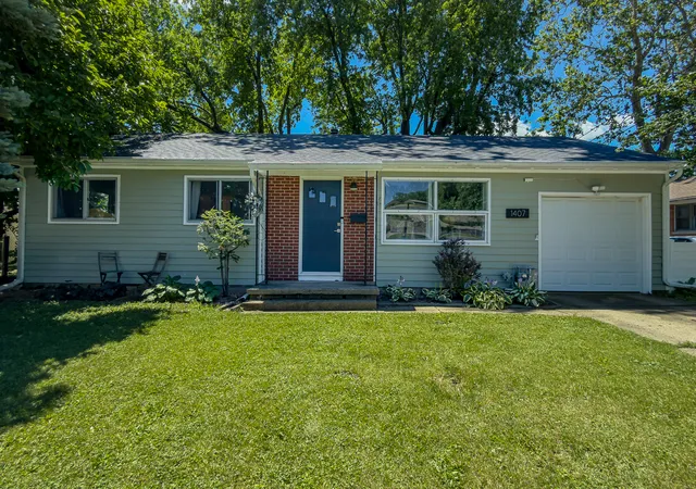 Photo 2 of Single family home for sale at 1407 E Fairlawn Dr, Urbana, IL 61801 | MLS# 12646066 | Listing updated on 2026-09-12