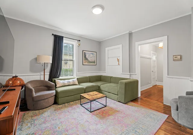 5th image of 1235 Leon Pl, Evanston, IL 60201 | MLS# 12646103