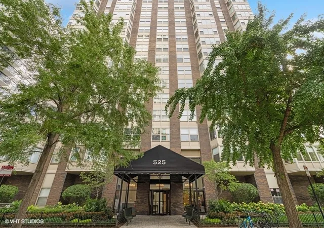 1st image of 525 W Hawthorne Pl #2407, Chicago, IL 60657 | MLS# 12646159