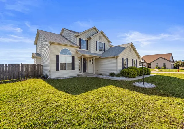 Homes for sale in Urbana, IL | 3504 S Myra Ridge Dr, Urbana, IL 61802 | MLS# 12646230