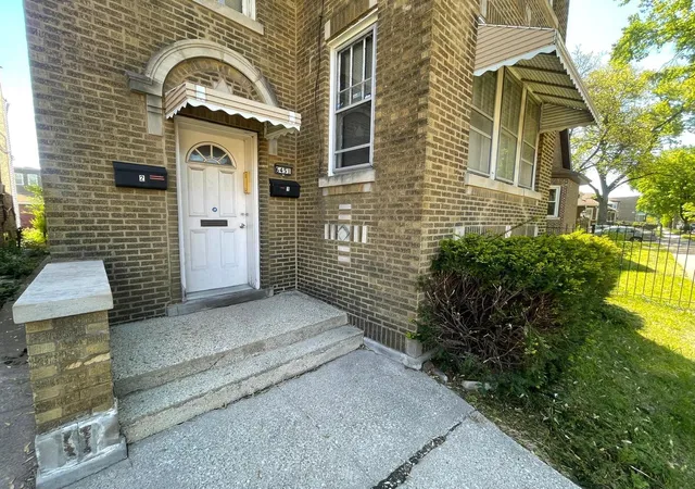 Listing Photo 5 - Condo for sale in building located at 6451 S Vernon Ave, Chicago, IL 60637