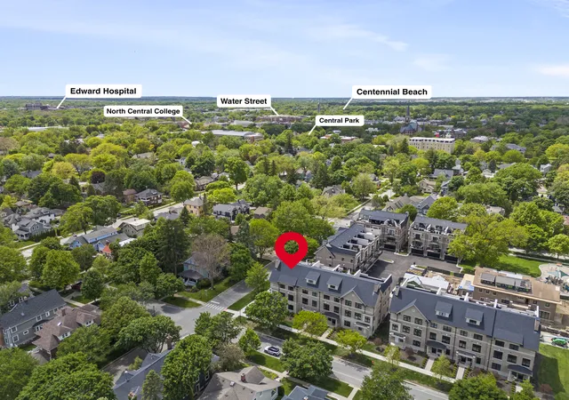 3rd image of 111 N Columbia St, Naperville, IL 60540 | MLS# 12646339