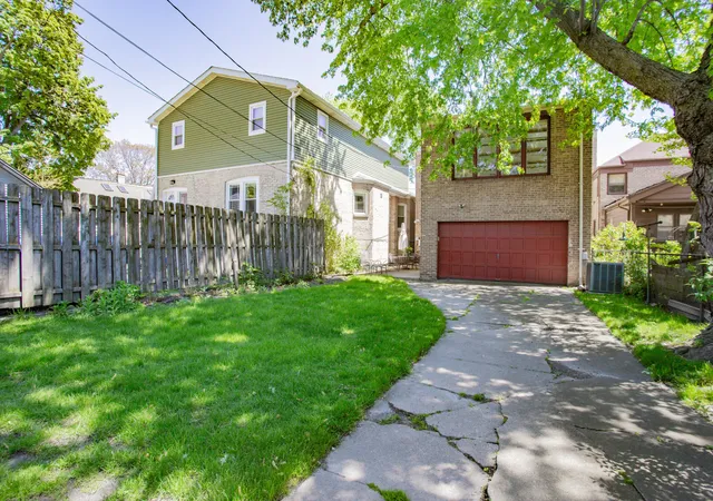 Homes for sale in Chicago, IL | 6636 N Talman Ave, Chicago, IL 60645 | MLS# 12646401