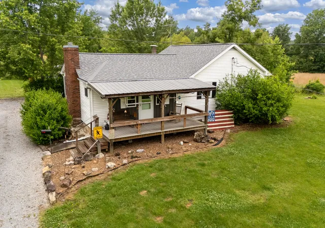 Photo 1 of Single family home for sale at 6687 Route 166, Creal Springs, IL 62922 | MLS# 12646422 | Listing updated on 2026-09-14