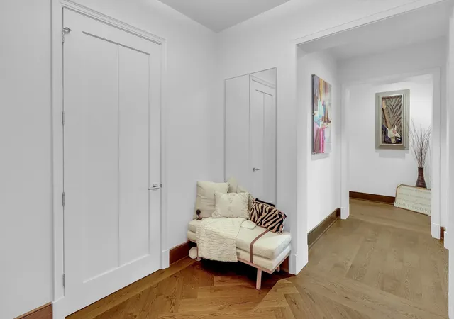 Listing Photo 4 - Condo for sale in building located at 21 N May St, Chicago, IL 60607 - Unit #501