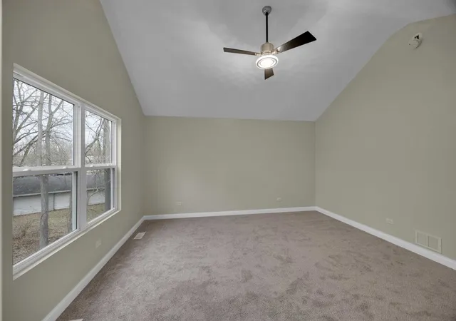 Homes for sale in Streator, IL | 214 Columbus Rd, Streator, IL 61364 | MLS# 12646621