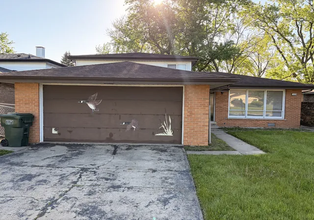 Photo 2 of Single family home for sale at 15339 Blackstone Ave, Dolton, IL 60419 | MLS# 12646685 | Listing updated on 2026-09-12