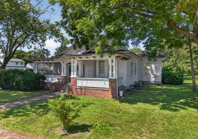 Homes for sale in Streator, IL | 706 Fuller Ave, Streator, IL 61364 | MLS# 12646744