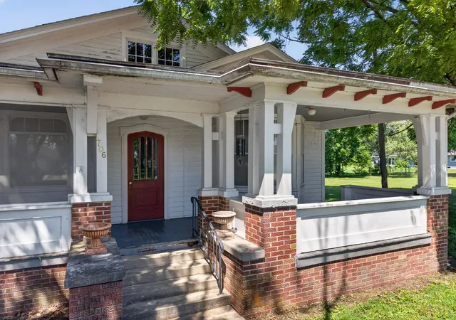 Homes for sale in Streator, IL | 706 Fuller Ave, Streator, IL 61364 | MLS# 12646744
