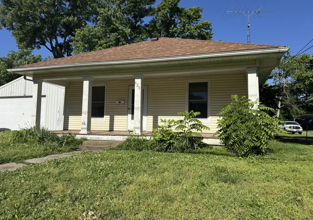 Photo 1 of Single family home for sale at 623 N 14th Street, Murphysboro, IL 62966 | MLS# 12647372 | Listing updated on 2026-07-30