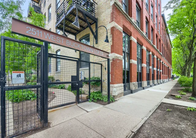 Homes for sale in Chicago, IL | 2511 W Moffat St, Chicago, IL 60647
