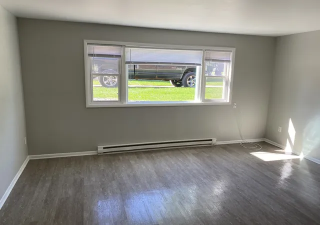 3rd image of 275 E Prairie St, Manhattan, IL 60442 | MLS# 12647590