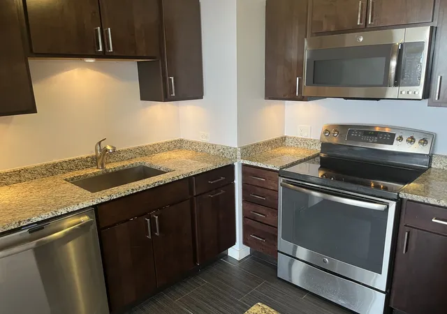 Photo 2 of Condo for sale at 4343 N Clarendon Ave #2717, Chicago, IL 60613 | MLS# 12647692 | Listing updated on 2026-08-30