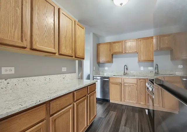 4th image of 2110 Austrian Pine St, Lockport, IL 60441 | MLS# 12647872