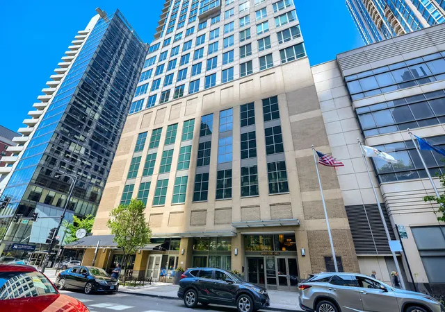 Homes for sale in Chicago, IL | 2 E Erie Street, Chicago, IL 60611 | Houzeo