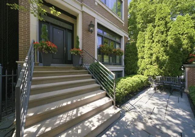 2nd image of 2658 N Mildred Ave, Chicago, IL 60614 | MLS# 12648246