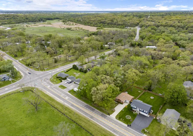 3rd image of 1109 Main St, Spring Grove, IL 60081 | MLS# 12648386