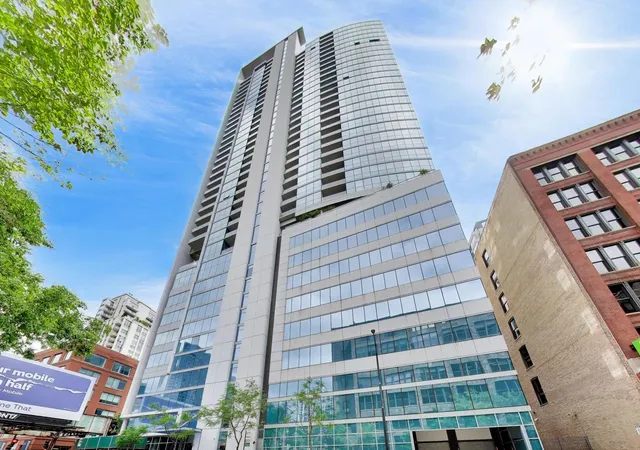 Homes for sale in Chicago, IL | 303 W Ohio St #2702, Chicago, IL 60654 | MLS# 12648389