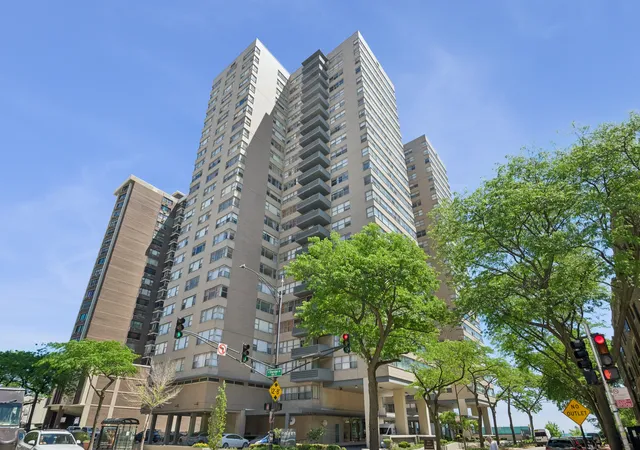 Photo 1 of Condo for sale at 6301 N Sheridan Rd #11L, Chicago, IL 60660 | MLS# 12648576 | Listing updated on 2026-09-22