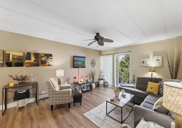 Homes for sale in Prospect Heights, IL | 18 E Old Willow Rd #504N, Prospect Heights, IL 60070 | MLS# 12648593