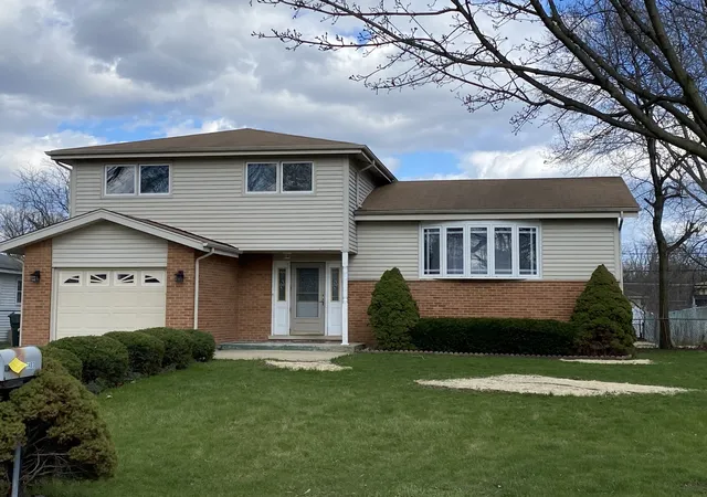 1st image of 1403 N Sauk Ln, Mount Prospect, IL 60056 | MLS# 12648648