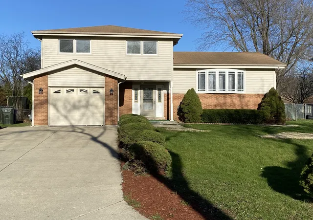 23rd image of 1403 N Sauk Ln, Mount Prospect, IL 60056 | MLS# 12648648