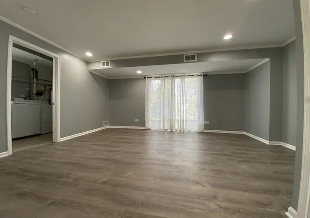 3rd image of 1403 N Sauk Ln, Mount Prospect, IL 60056 | MLS# 12648648