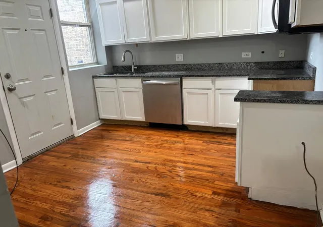 3rd image of 8136 S Drexel Ave #3, Chicago, IL 60619 | MLS# 12648861