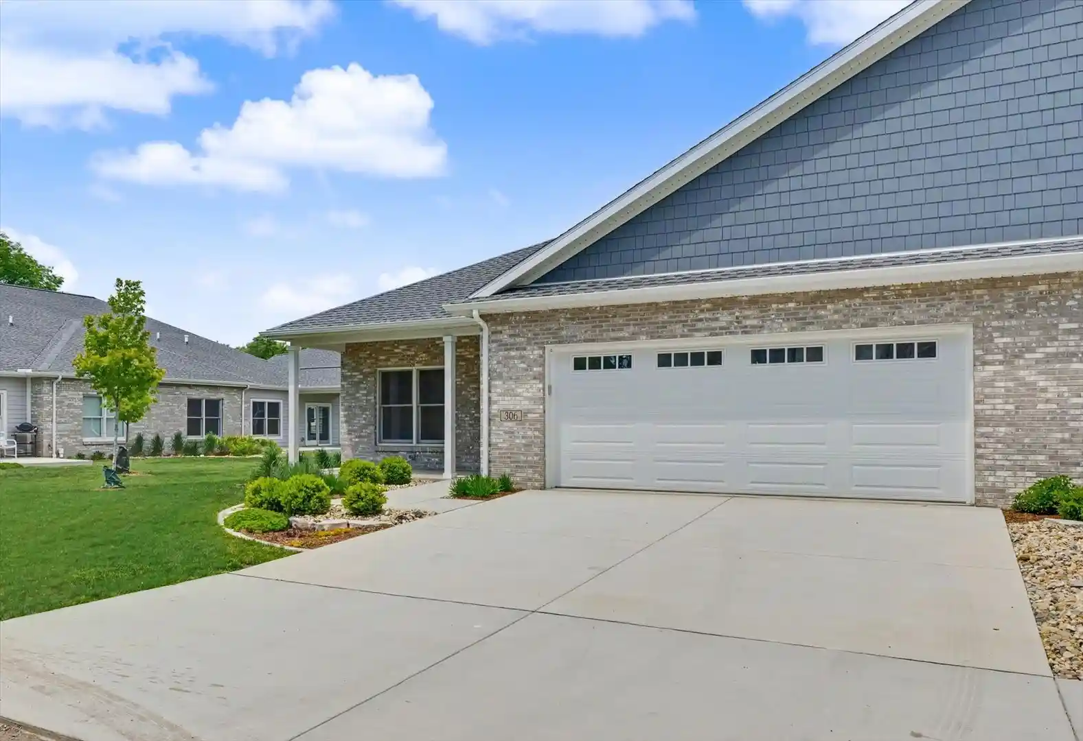 Listing Photo 1 - Condo for sale in 306 E Pine St located at 306 E Pine St, Fairbury, IL 61739 - Unit 306 E Pine St