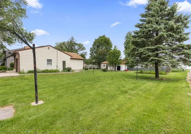 2nd image of 1406 Kaskaskia Ave, Elgin, IL 60123 | MLS# 12649241