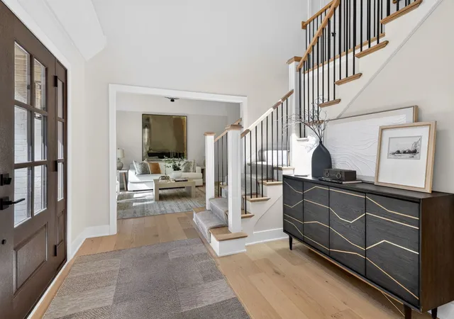 2nd image of 2604 Newport Dr, Naperville, IL 60565 | MLS# 12649267