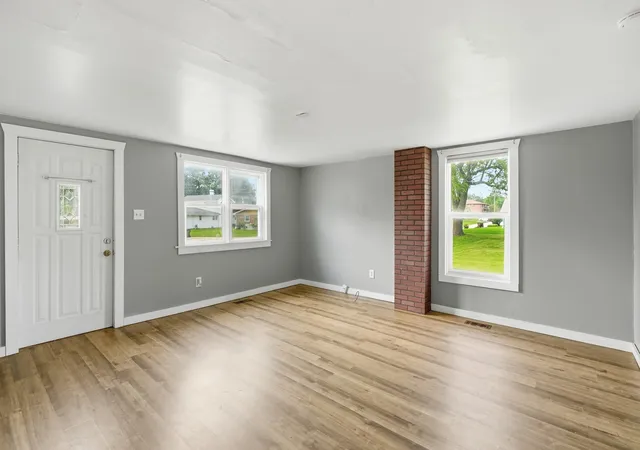 3rd image of 447 N Birch St, Manteno, IL 60950 | MLS# 12649396