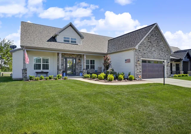 Homes for sale in Urbana, IL | 2838 E Stone Creek Blvd, Urbana, IL 61802 | MLS# 12649419