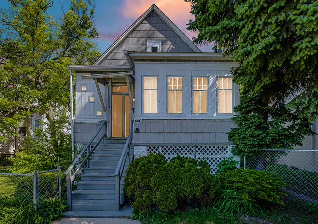 1st image of 700 W 82nd St, Chicago, IL 60620 | MLS# 12649512