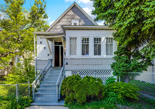 2nd image of 700 W 82nd St, Chicago, IL 60620 | MLS# 12649512