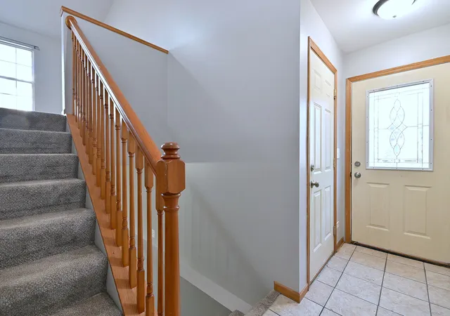 Homes for sale in Round Lake Park, IL | 19 E Pineview Dr, Round Lake Park, IL 60073 | MLS# 12649516