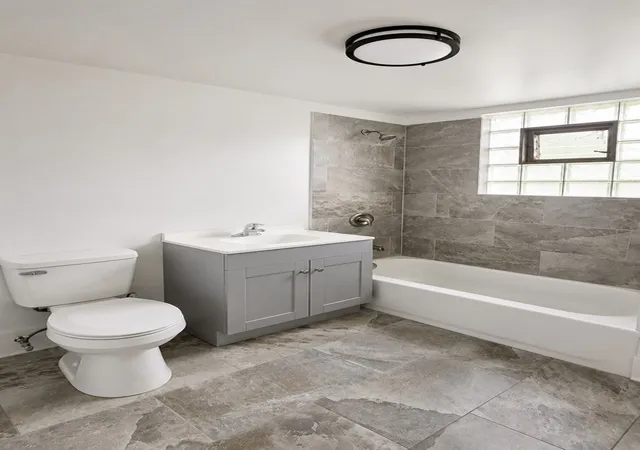 4th image of 10504 S Lafayette Ave, Chicago, IL 60628 | MLS# 12649593