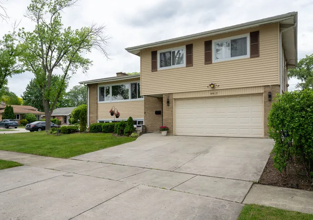 2nd image of 8917 Birch Ave, Morton Grove, IL 60053 | MLS# 12649600