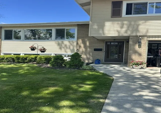 3rd image of 8917 Birch Ave, Morton Grove, IL 60053 | MLS# 12649600