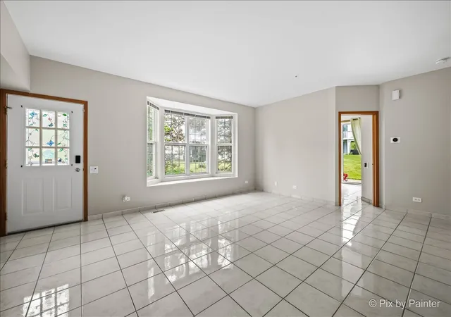 2nd image of 327 Gazebo Ln, Lombard, IL 60148 | MLS# 12649646