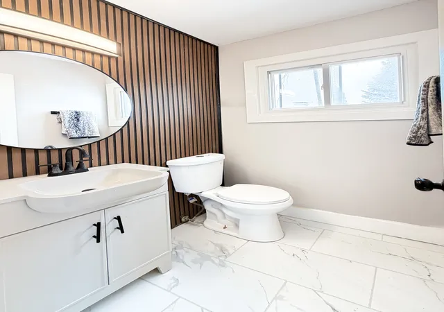 Photo 4 of Single family home for sale at 16412 Wood St, Markham, IL 60428 | MLS# 12649853 | Listing updated on 2026-09-29