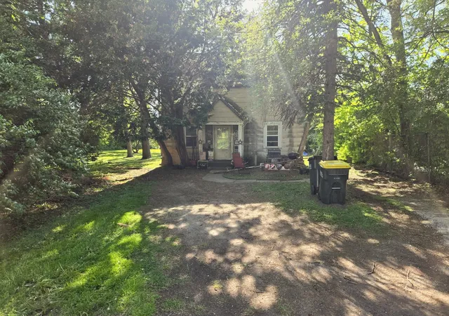 Photo 6 of Sale Pending at 1s156 3rd Street, Lombard, IL 60148 | MLS# 12649856 | Listing updated on 2026-05-31