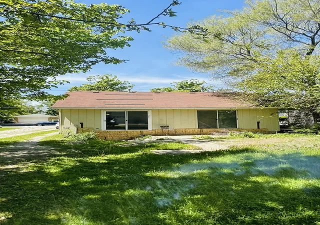 3rd image of 4405 Fairview Ave, Downers Grove, IL 60515 | MLS# 12649874