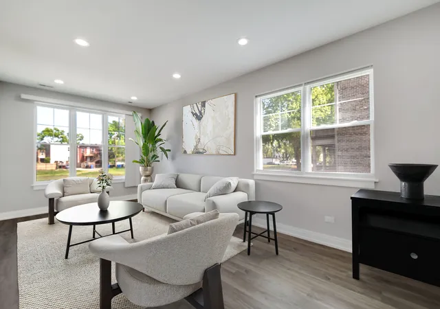 Homes for sale in Chicago, IL | 6418 S Champlain Ave, Chicago, IL 60637 | MLS# 12650101