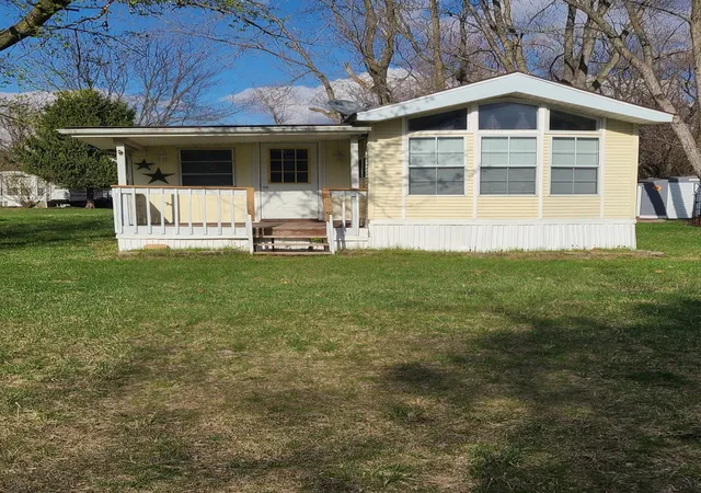 Homes for sale in Sublette, IL | 24/80 81 Woodhaven, Sublette, IL 61367 | MLS# 12650343