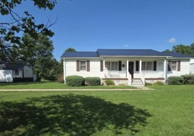 Homes for sale in Mt Vernon, IL | 17288 N Il Hwy 37, Mt Vernon, IL 62864 | MLS# 12650430